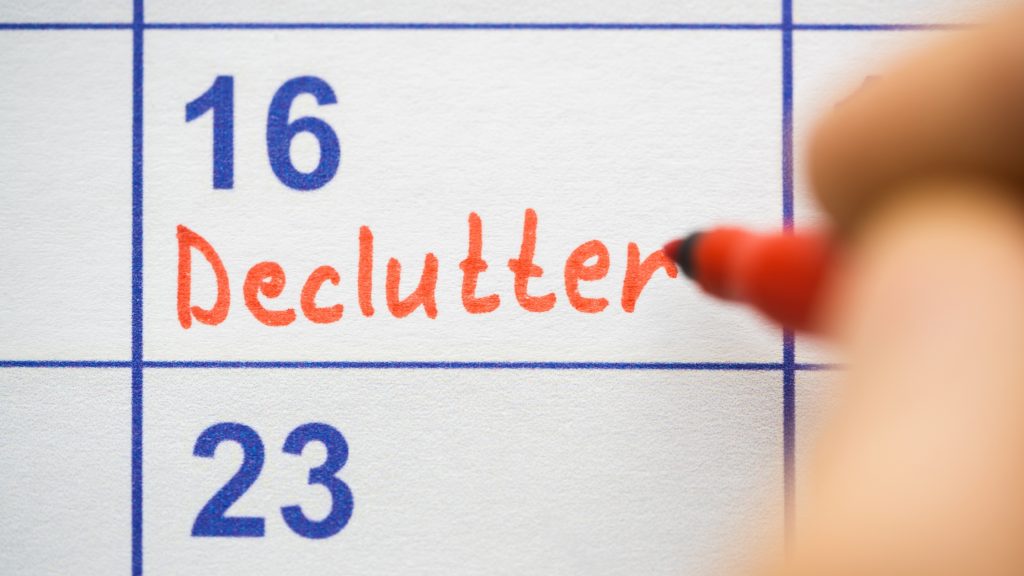Declutter being written in on a calendar